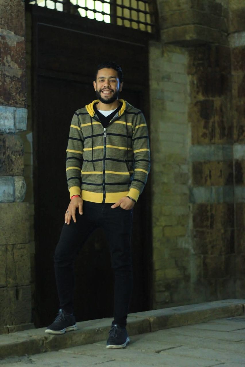 فقيد الشباب/ عادل علاء