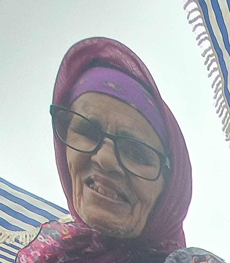 خالتي عائشة