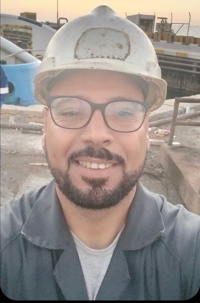 عمرو غريب عاشور