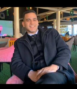 الكابتن  معتز هاشم