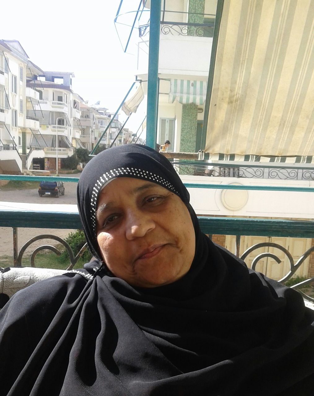 ناديه ابو رزه