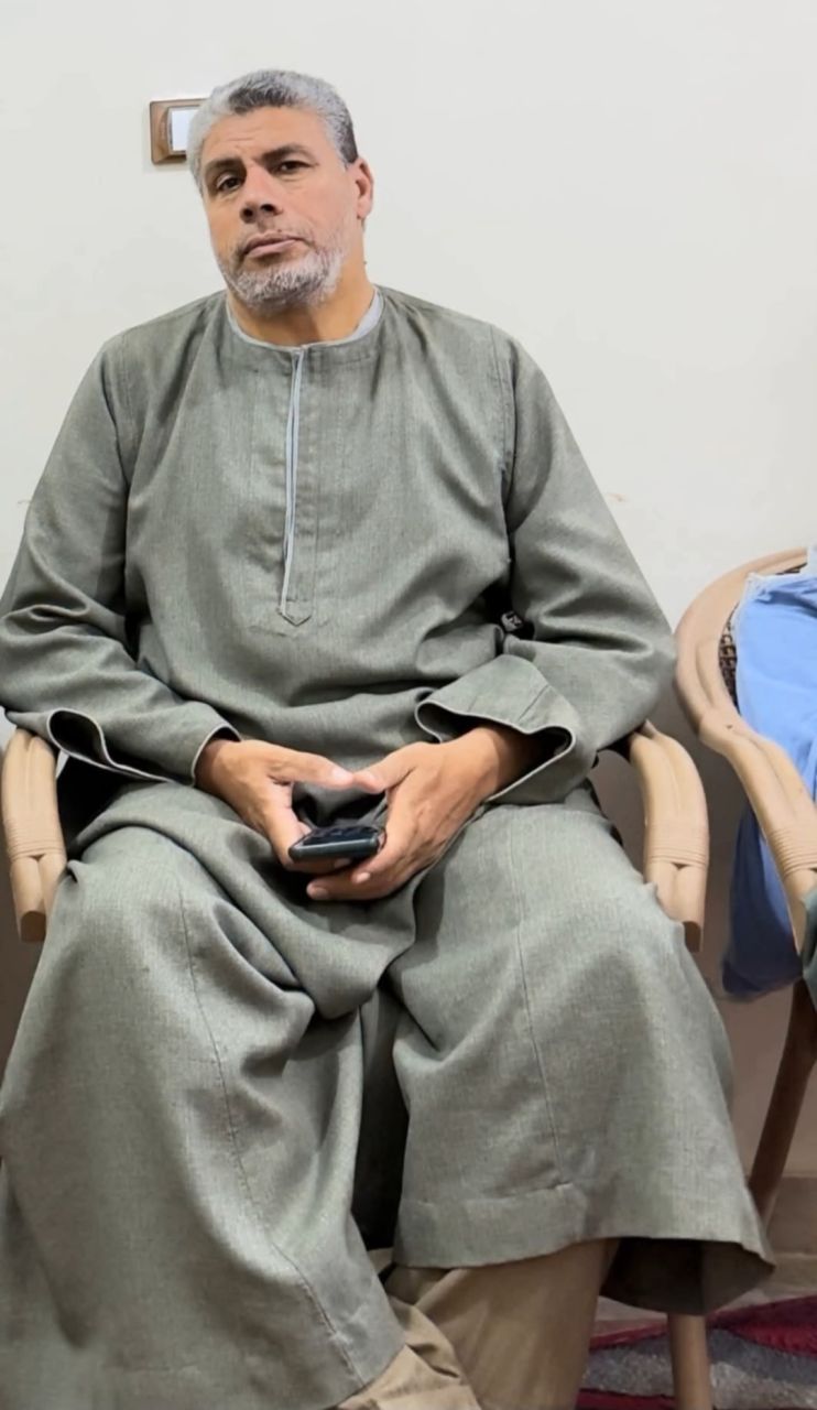 الأستاذ سيد