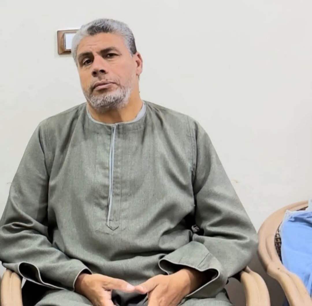 الأستاذ سيد