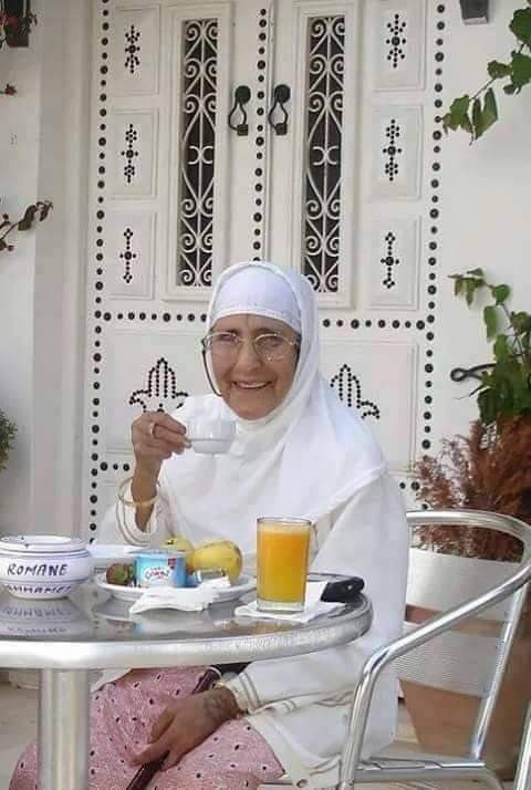 لعوج فطيمة