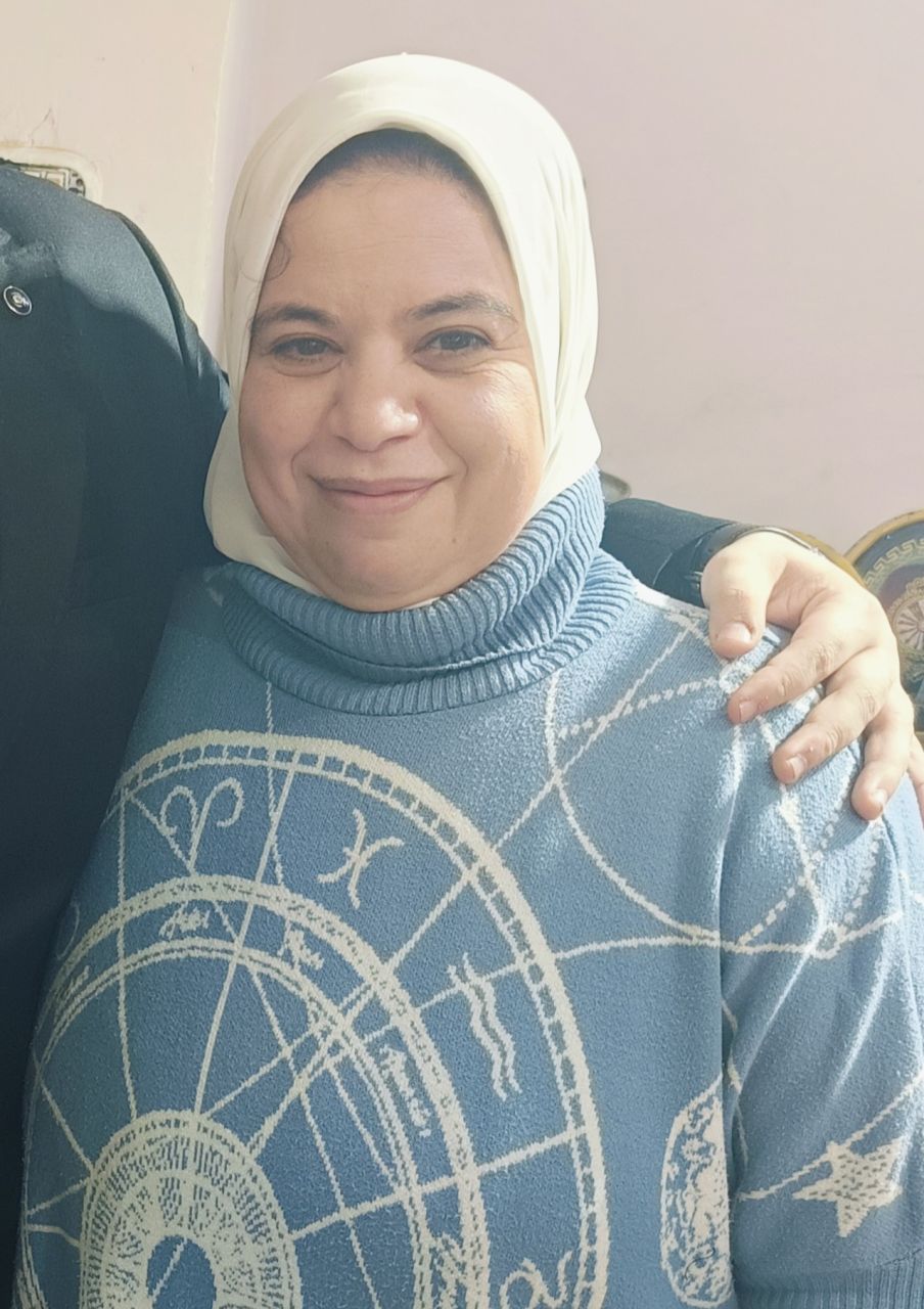 حنان جمعه عاشور